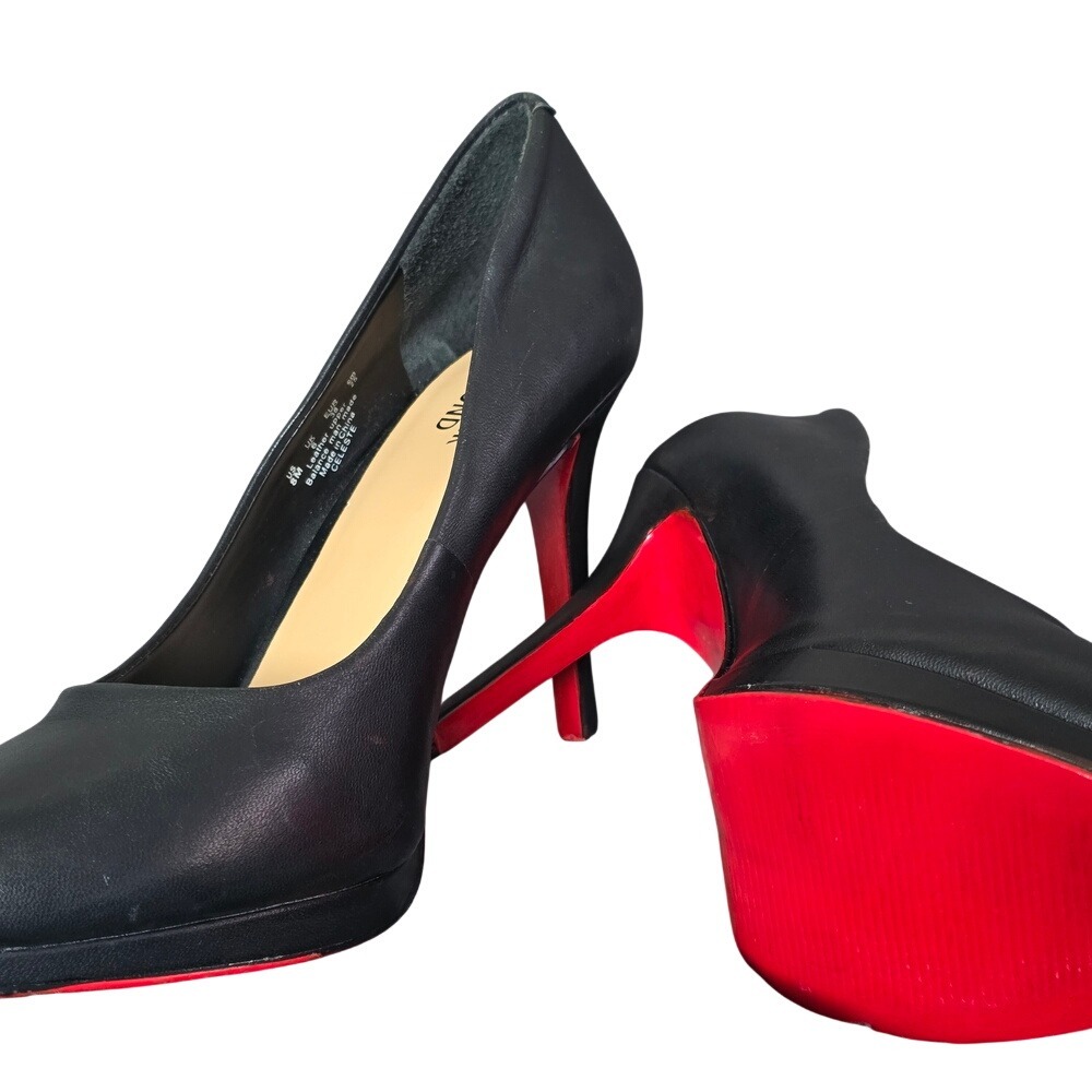Bleecker & Bond Celeste Pumps Womens 8.5M Black Leather Red Sole Excellent Heel